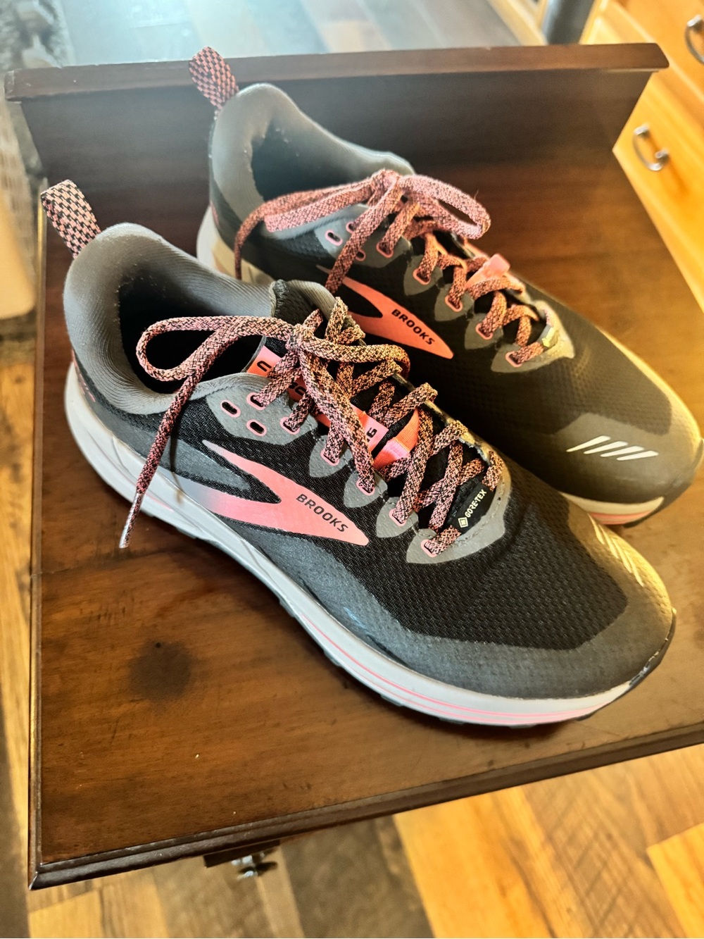 Brooks Women’s Black and Pink Running Sneakers